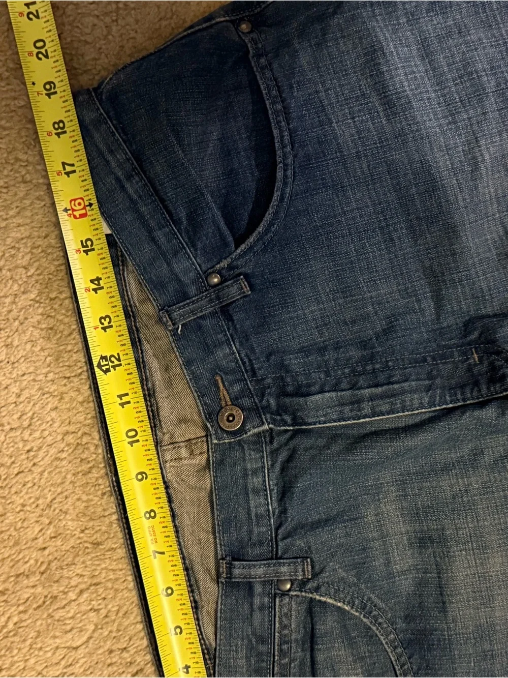Wrangler Men’s Relaxed Fit Blue Denim Jeans
